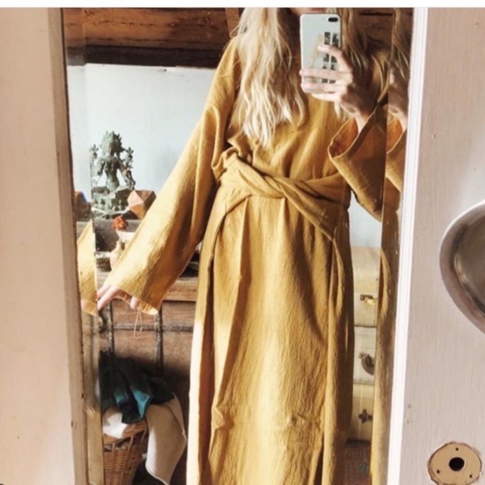 April meets october April dress in camel/ochre